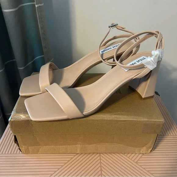 Steve Madden Heels Luxe Nude Block Sandals Natural Cocktail Casual Neutral - Picture 4 of 13